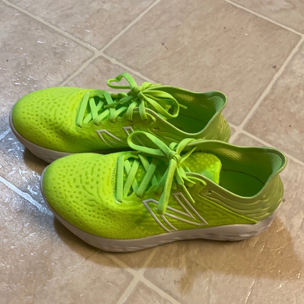 Highlighter Green New Balance Fresh Foam